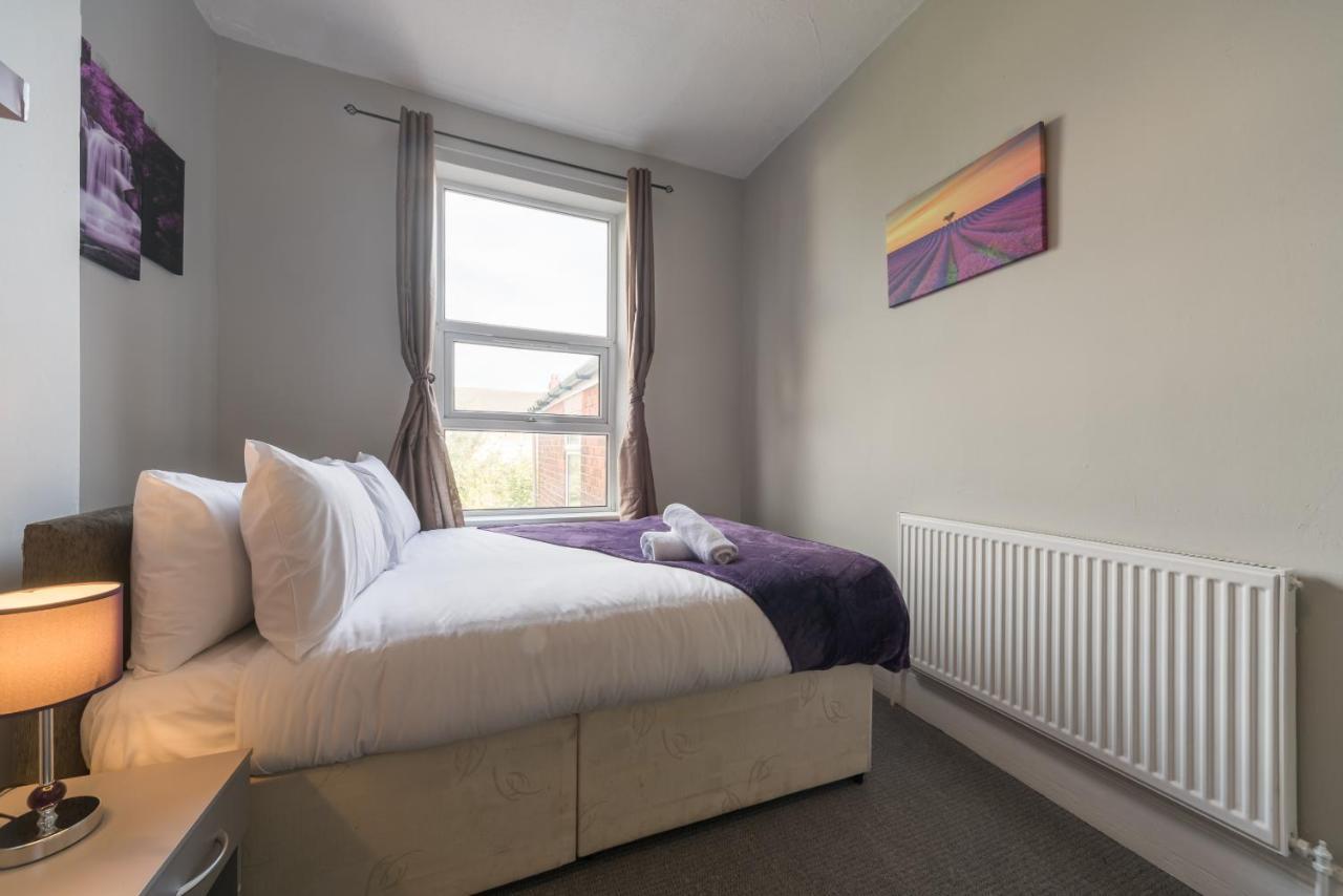 3 Bedroom Saks - 2 Living Area House In Newland Ave Hull Кингстон-апон-Халл Экстерьер фото